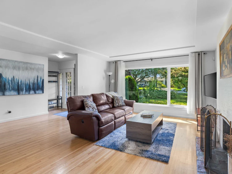 1146 Cortell Street, North Vancouver, BC, V7P 2A4 - 9