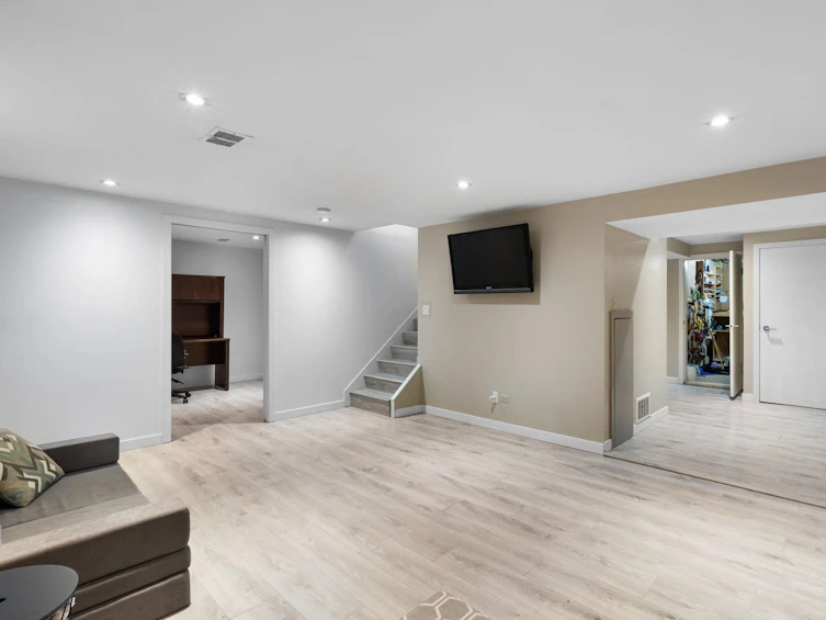 1146 Cortell Street, North Vancouver, BC, V7P 2A4 - 19