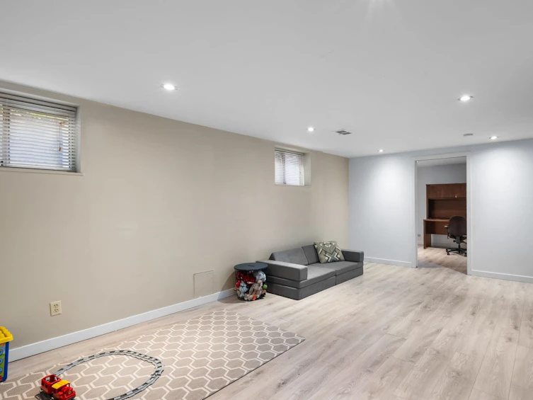1146 Cortell Street, North Vancouver, BC, V7P 2A4 - 20