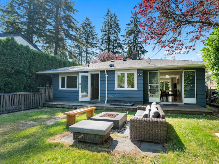 1146 Cortell Street, North Vancouver, BC, V7P 2A4 - 34