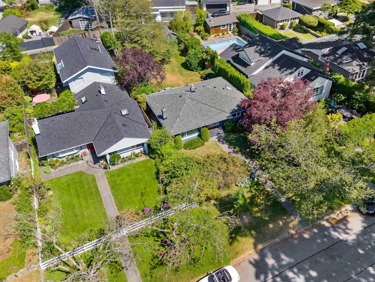1146 Cortell Street, North Vancouver, BC, V7P 2A4 - 38