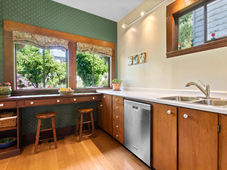 3236 Dumfries Street, Vancouver, BC, V5N 3S3 - 10