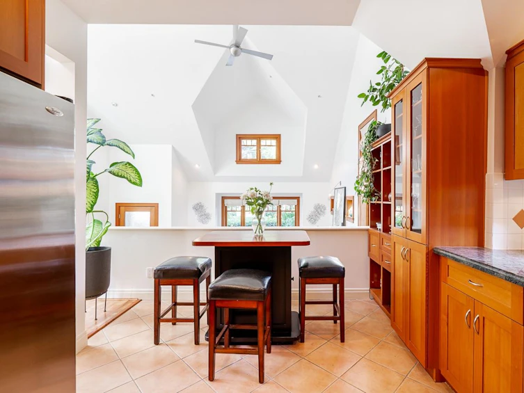 2357 Vine Street, Vancouver, BC, V6K 3K6 - 14