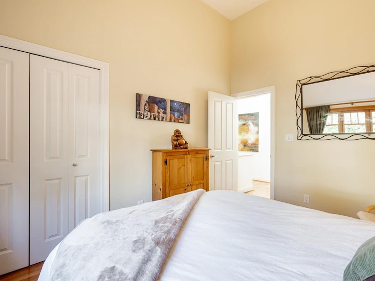 2357 Vine Street, Vancouver, BC, V6K 3K6 - 24