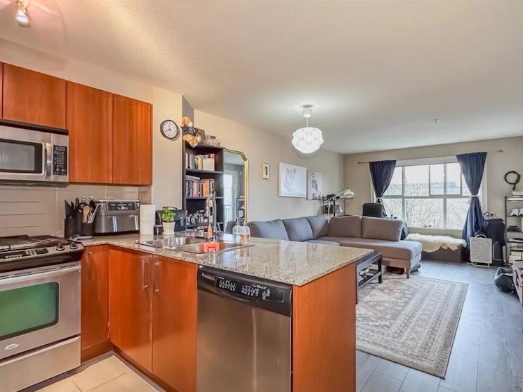 315-5889 Irmin Street, Burnaby, BC, V5J 0C1 - 11