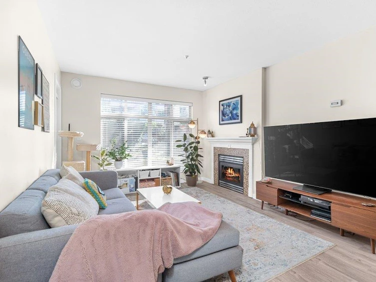 107-3235 W 4th Avenue, Vancouver, BC, V6K 1R8 - 2