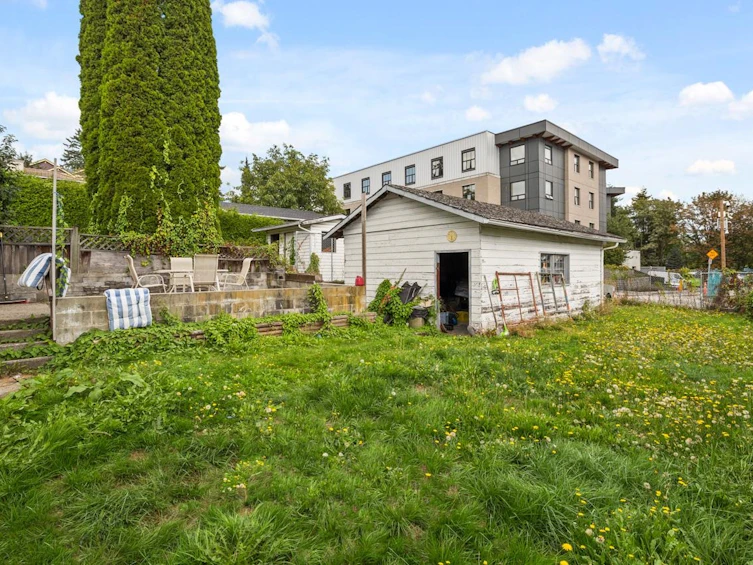 217 Lebleu Street, Coquitlam, BC, V3K 4L7 - 10