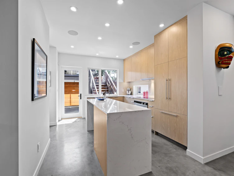 767 Ridgeway Avenue, North Vancouver, BC, V7L 3R1 - 9