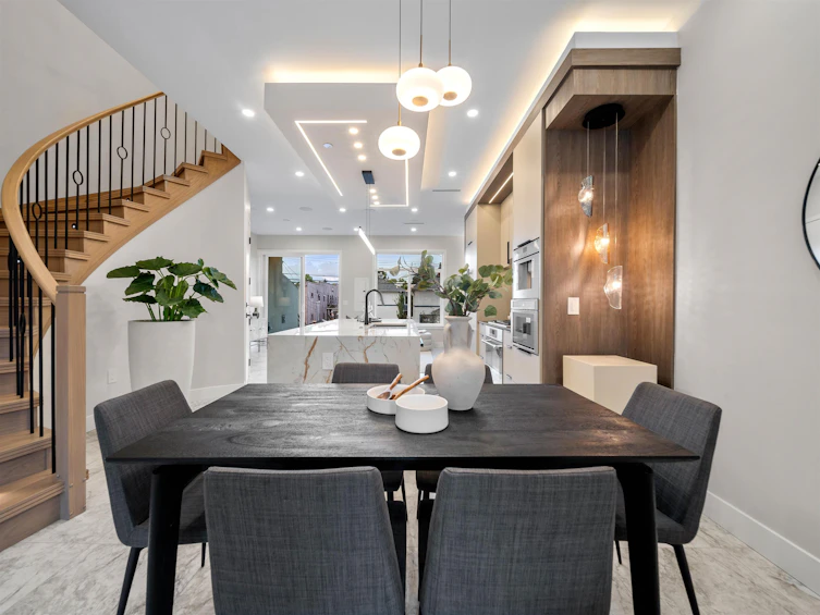 2453 West 10th Avenue, Vancouver, BC, V6K 2J4 - 8