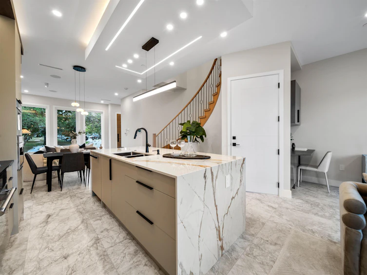 2453 West 10th Avenue, Vancouver, BC, V6K 2J4 - 13