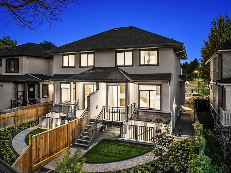 2453 West 10th Avenue, Vancouver, BC, V6K 2J4 - 39