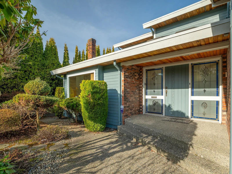 11701 Summit Crescent, Delta BC V4E 2Z2