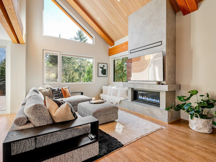 9206 Emerald Drive, Whistler, BC, V8E 0G5 - 4
