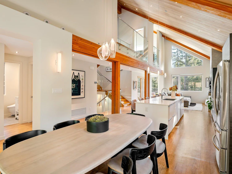 9206 Emerald Drive, Whistler, BC, V8E 0G5 - 11
