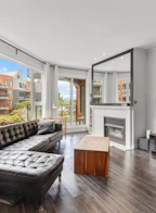 215 1150 Quayside Drive