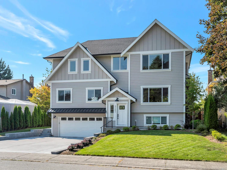 9283 212b Street, Langley, BC, V1M 1K9