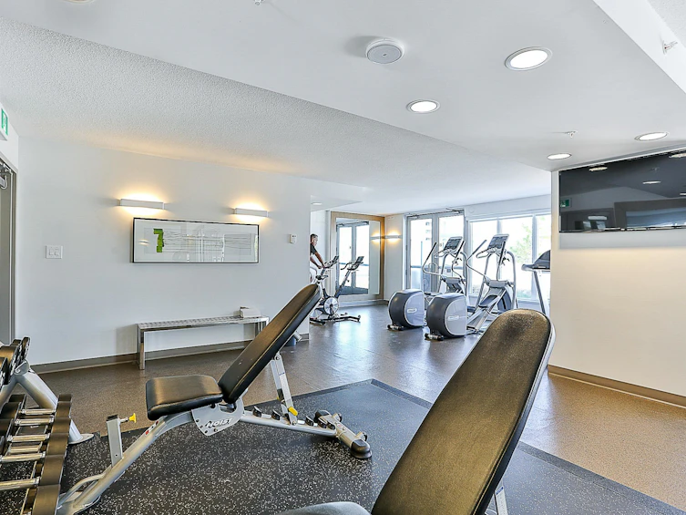 2005-13398 104 Avenue, Surrey, BC, V3T 1V6 - 17