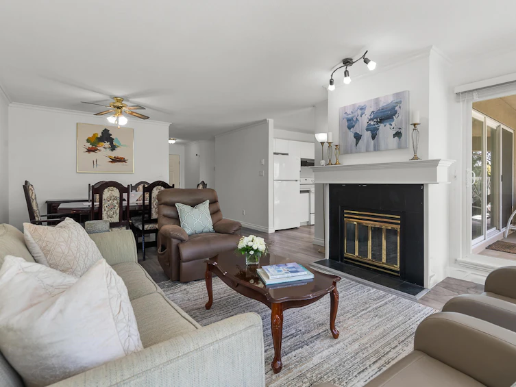 205-15809 Marine, Surrey, BC, V4B 1E7 - 6