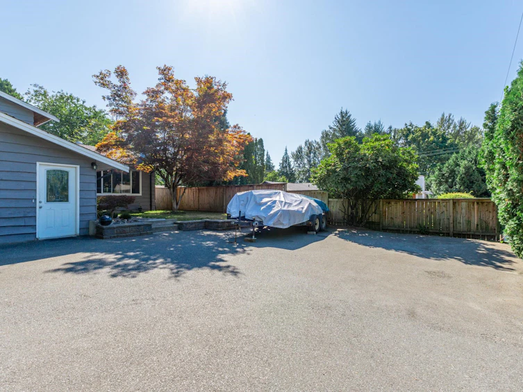 8024 Cedar Street, Mission, BC, V2V 3N1 - 3