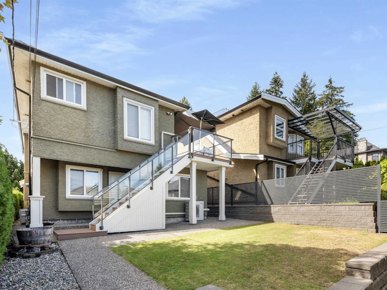 188 N Howard Avenue, Burnaby, BC, V5B 1J5 - 32