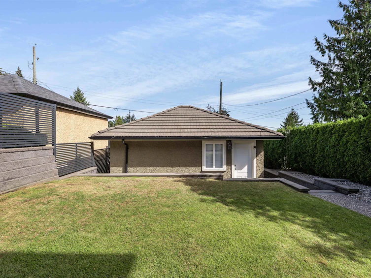188 N Howard Avenue, Burnaby, BC, V5B 1J5 - 33