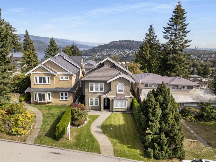 188 N Howard Avenue, Burnaby, BC, V5B 1J5 - 38