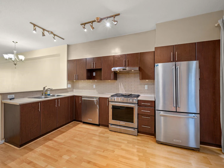 55-15152 62a Avenue, Surrey, BC, V3S 1V1