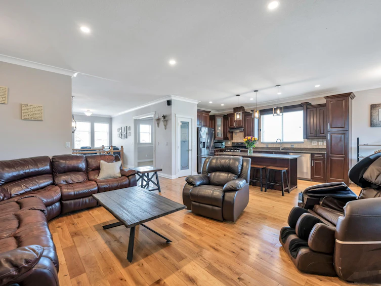 8534 Kimball Street, Mission, BC, V2V 7P6 - 5