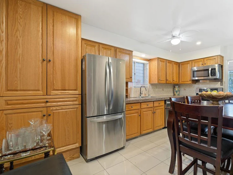 3583 Walker Street, Vancouver, BC, V5N 5A9 - 25