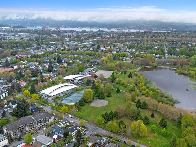 3583 Walker Street, Vancouver, BC, V5N 5A9 - 34