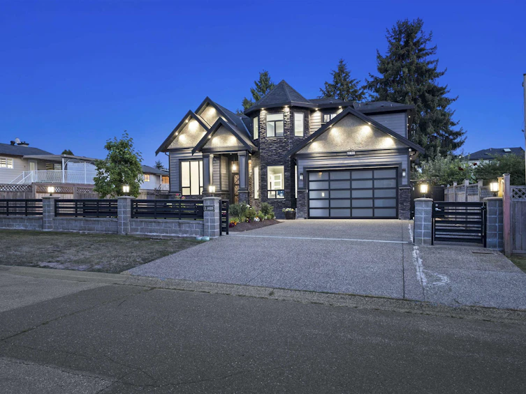 11628 78a Avenue, Delta, BC, V4C 6V8