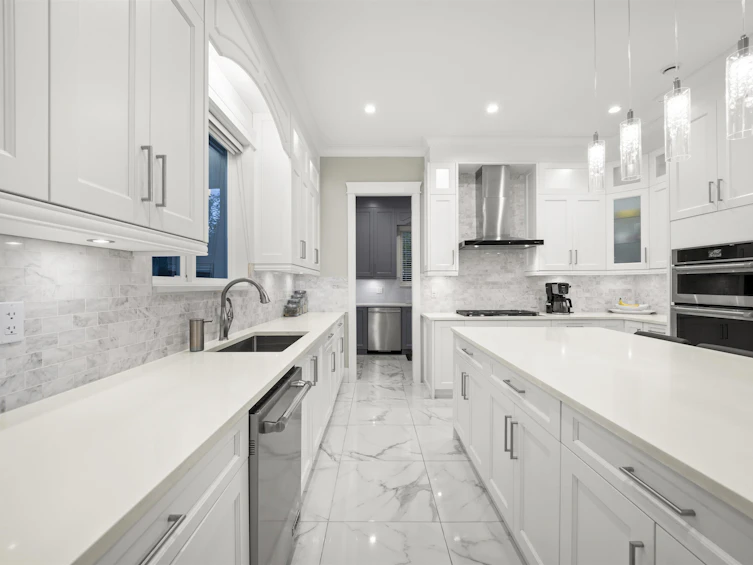 11628 78a Avenue, Delta, BC, V4C 6V8 - 8