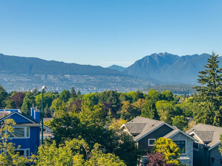 3486 W 16th Avenue, Vancouver, BC, V6R 3B8 - 4