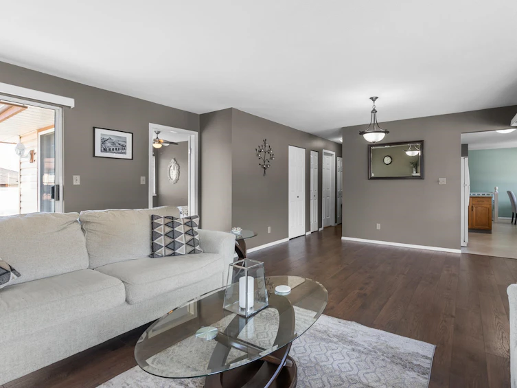 10-32659 George Ferguson, Abbotsford, BC, V2T 4E4 - 4