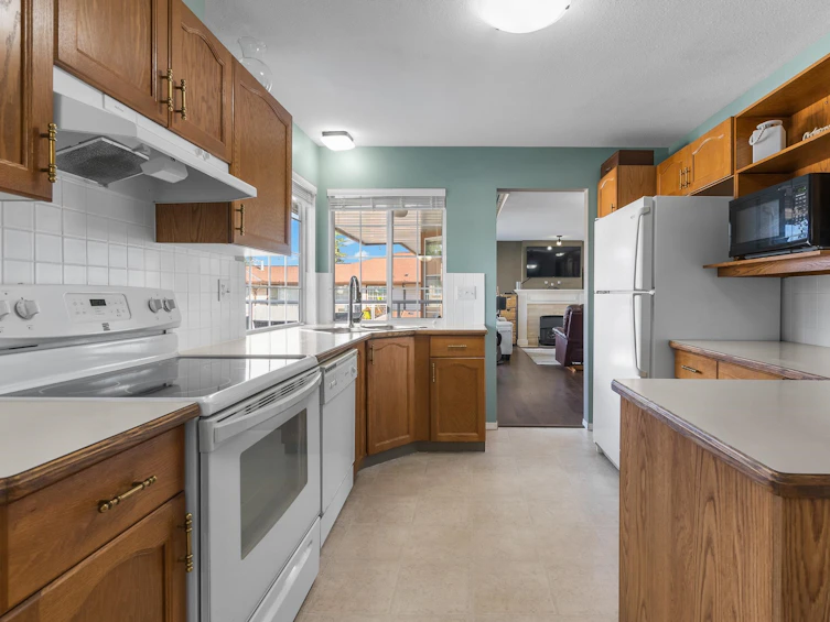 10-32659 George Ferguson, Abbotsford, BC, V2T 4E4 - 8
