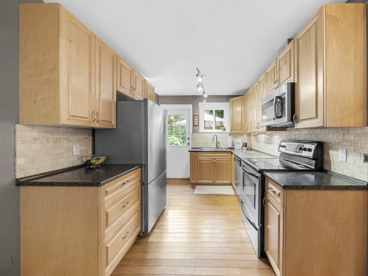 27076 112 Avenue, Maple Ridge, BC, V2W 1P8 - 25