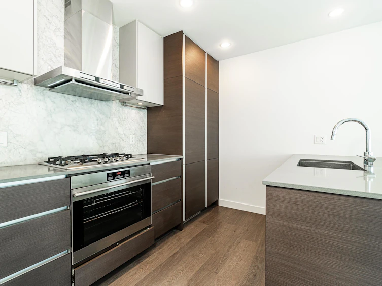 4102-4670 Assembly Way, Burnaby, BC, V5H 0H3 - 12