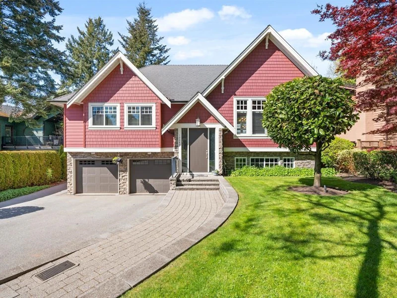 12689 26a Avenue, Surrey BC V4A 2M5