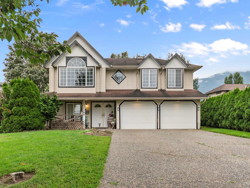 10048 Edgewater Place, Chilliwack BC V0X 0A5