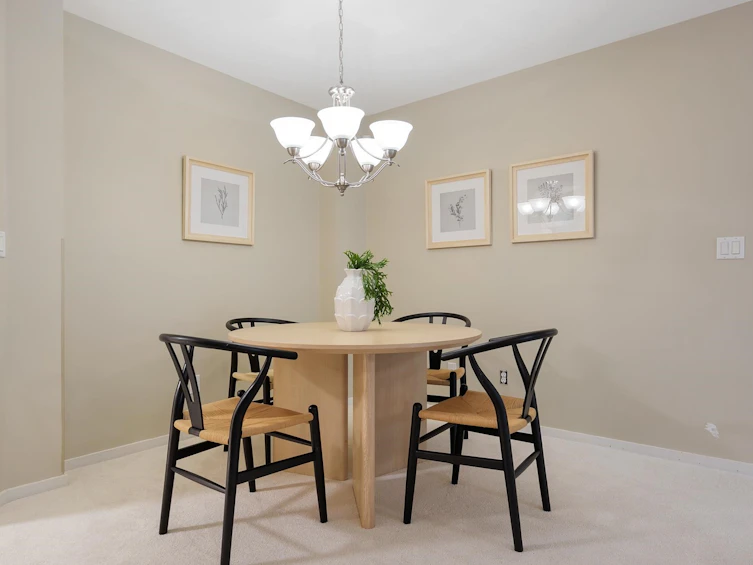 307-9319 University Crescent, Burnaby, BC, V5A 4Y5 - 6