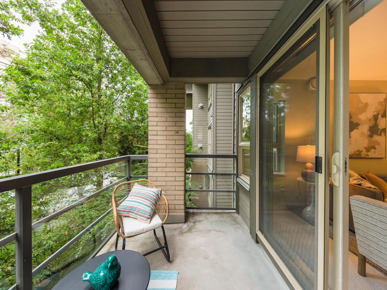 307-9319 University Crescent, Burnaby, BC, V5A 4Y5 - 11