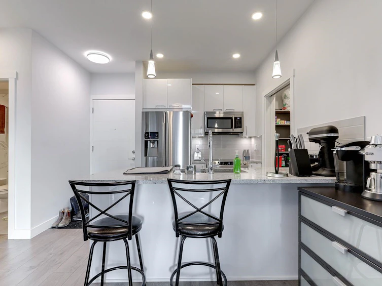307-20686 Eastleigh Crescent, Langley, BC, V3A 0M4 - 4