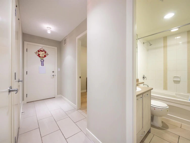 207-7108 Collier Street, Burnaby, BC, V5E 0A1 - 3