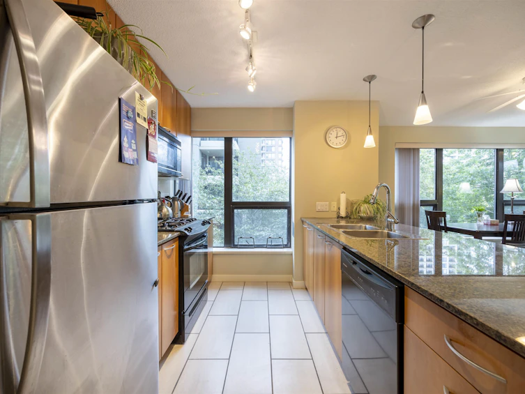 207-7108 Collier Street, Burnaby, BC, V5E 0A1 - 6