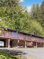 1621 Columbia Valley Road