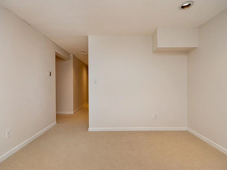 2133 W 49th Avenue, Vancouver, BC, V6M 2T5 - 26