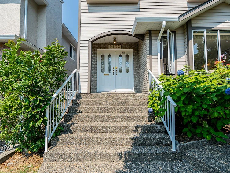 2133 W 49th Avenue, Vancouver, BC, V6M 2T5 - 33