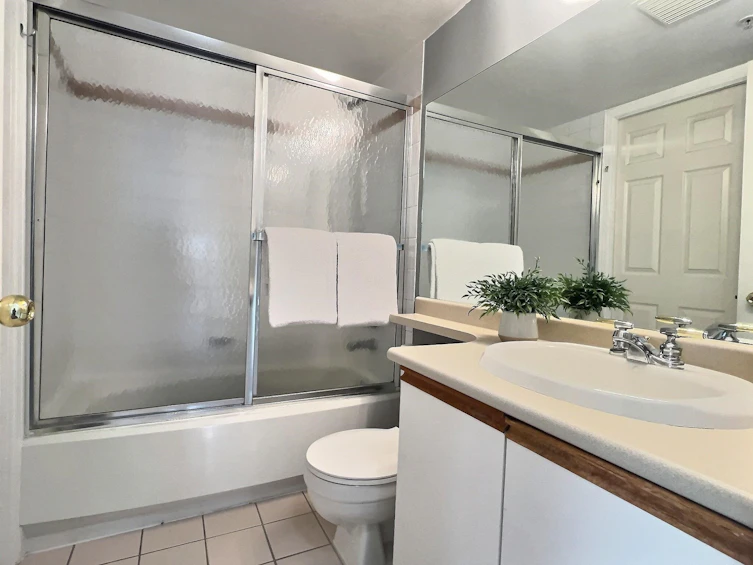306-1591 Booth Avenue, Coquitlam, BC, V3K 1B7 - 11