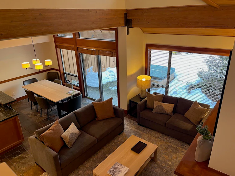 4743A Settebello Drive, Whistler, BC, V8E 0Z4 - 4