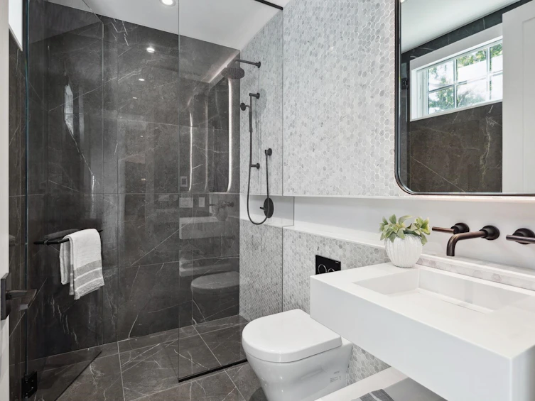 2066 SW Marine Drive, Vancouver, BC, V6P 6B5 - 12